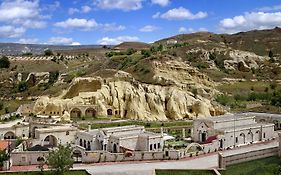 Seraphim Cave Suites & Spa